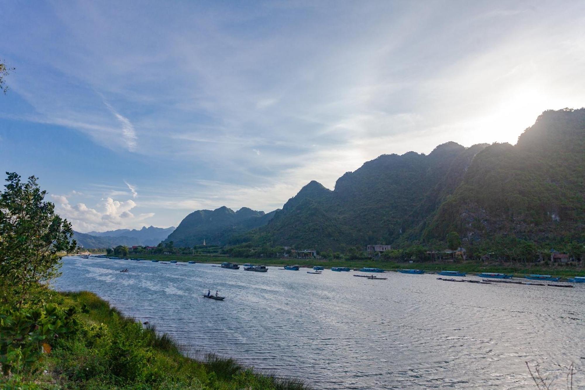 Applebee'S Homestay Phong Nha Exteriér fotografie