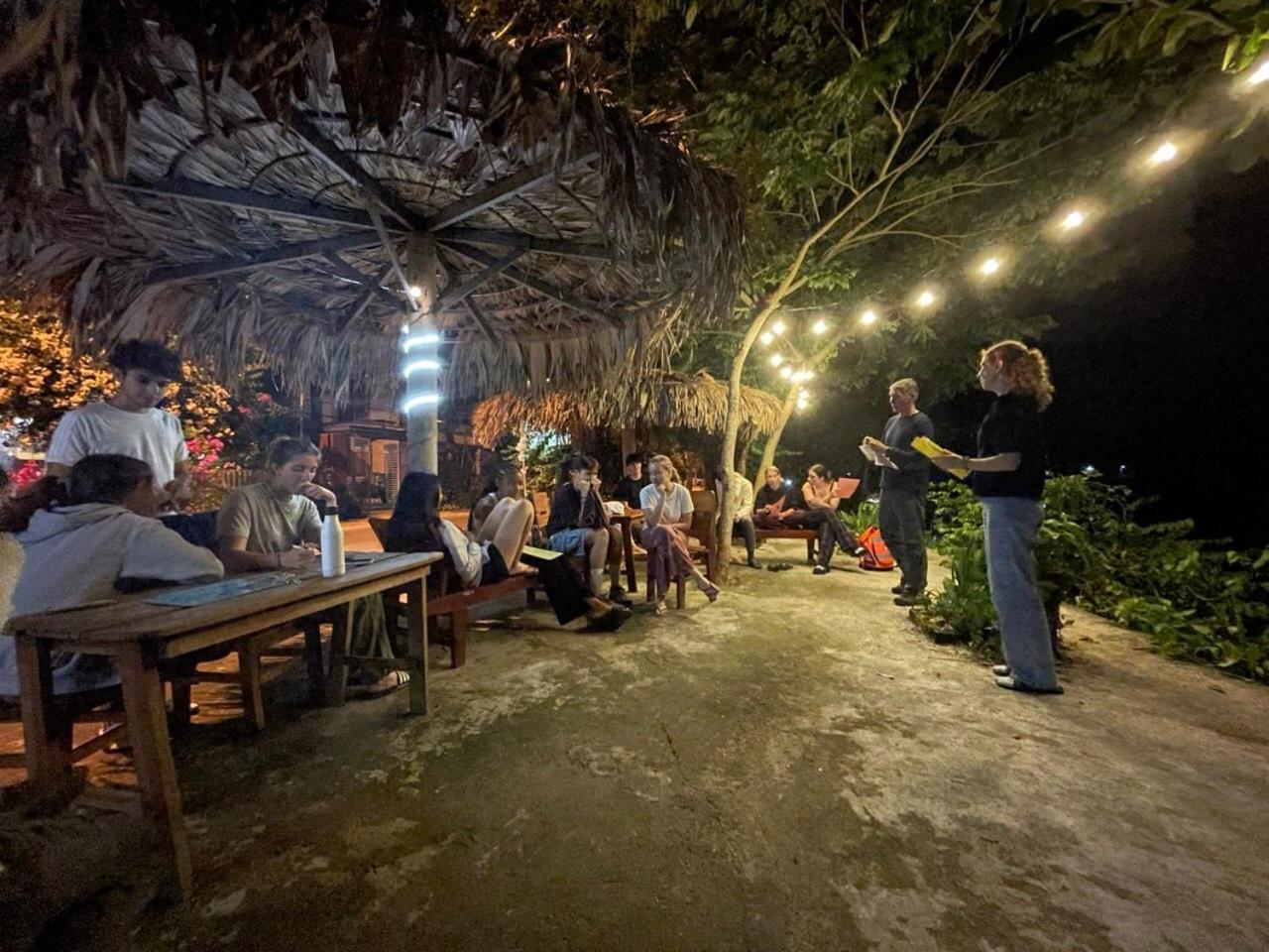 Applebee'S Homestay Phong Nha Exteriér fotografie
