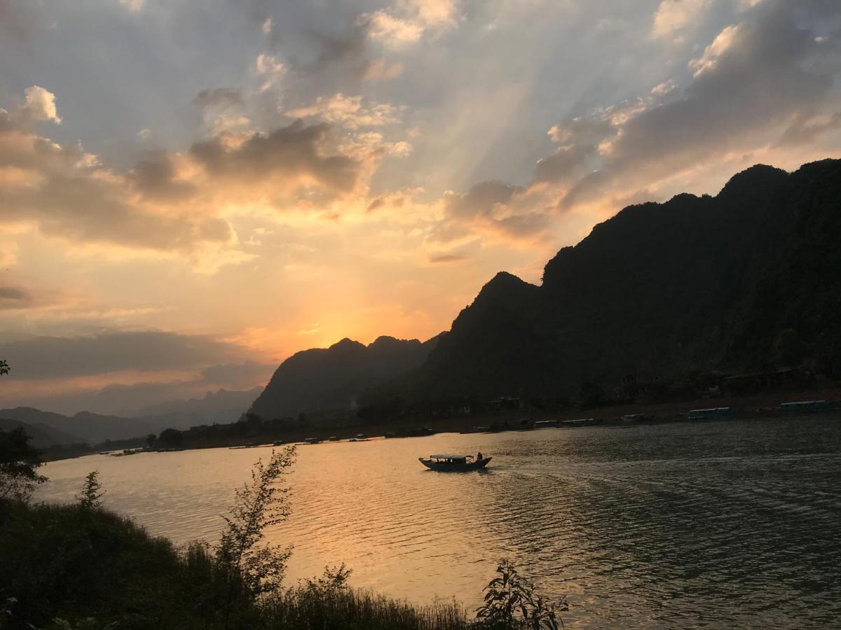 Applebee'S Homestay Phong Nha Exteriér fotografie